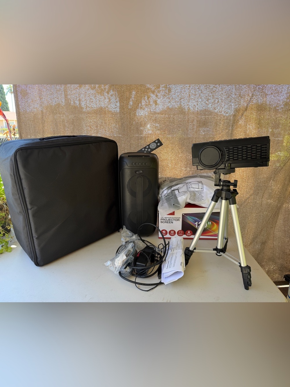 GPX All in 1 Projector with EXTRAS